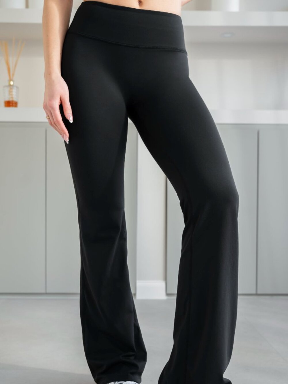 🧘ALO Yoga Airbrush Bootcut Legging High-Waisted Black Yoga Pants Regular🖤 - Picture 9 of 9